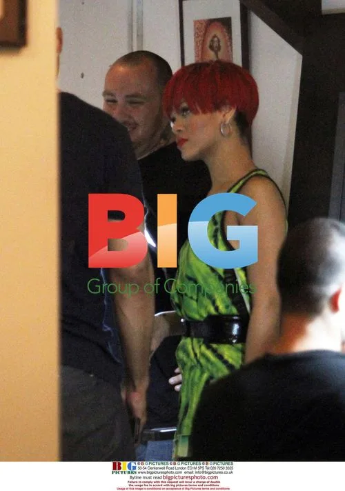 Rihanna covers new tattoo with Matt Kemp