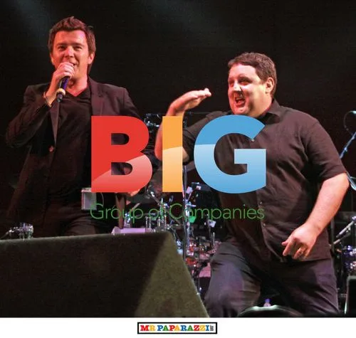 Rick Astley Harassed by Peter Kay on Stage