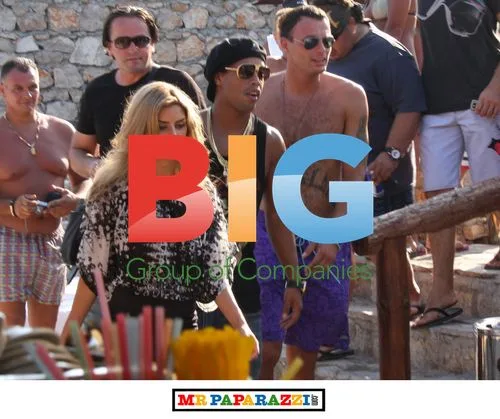 Ronaldhino and Dida in Montenegro