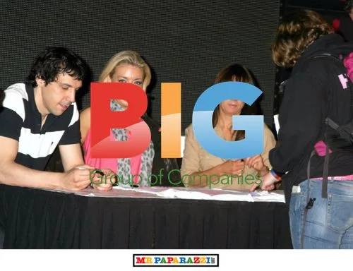 Legally Blonde Cast at HMV Signing