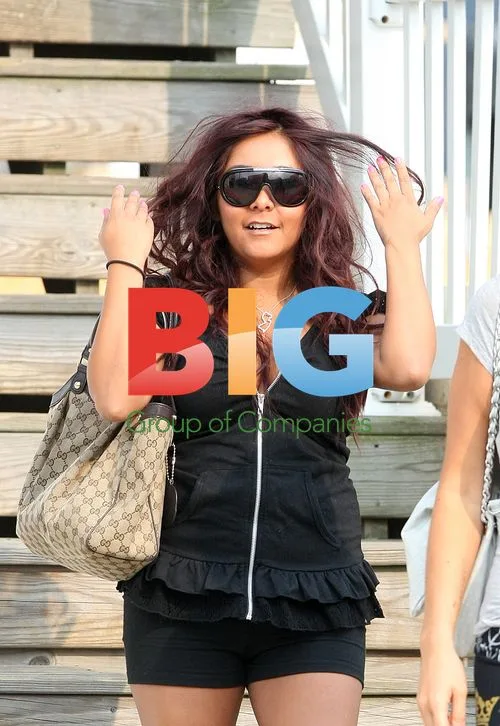 Snooki and JWOWW on 'Jersey Shore' Set
