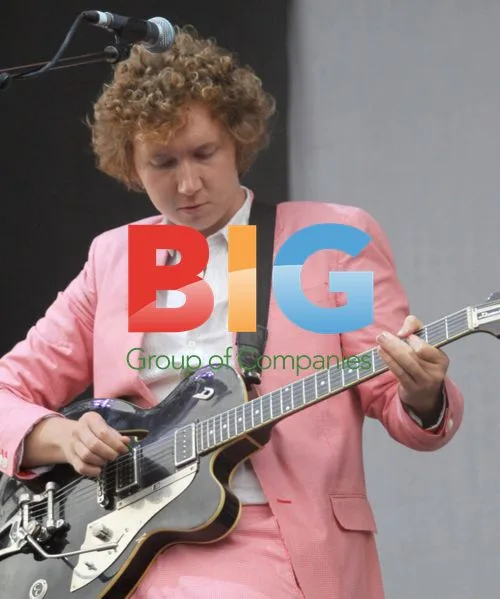 The Kooks at V Festival 2010