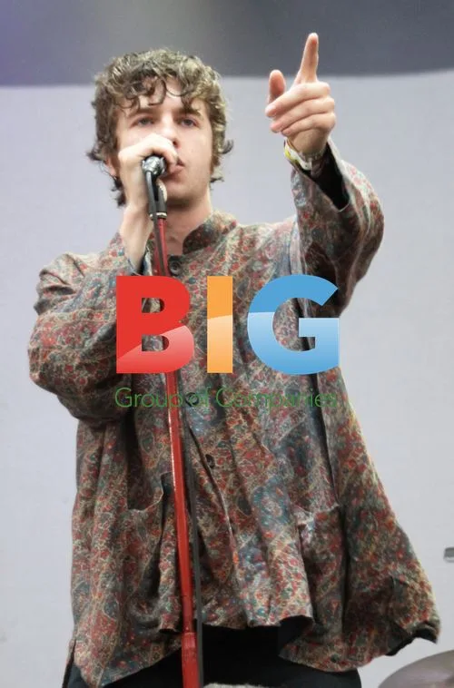 The Kooks Perform at V Festival