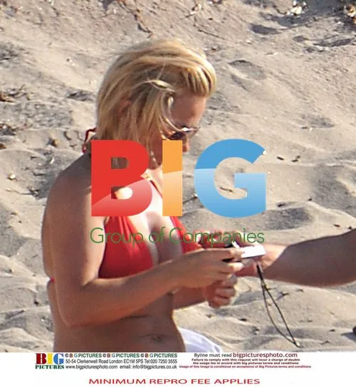 Geri Halliwell and boyfriend in St Tropez