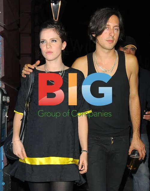 Amy Winehouse Partying with Boyfriend and Musician