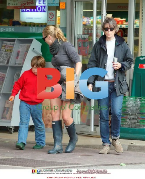 Kate Winslet at Petrol Station in UK