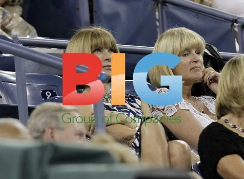 Anna Wintour watches U.S. Open tennis match
