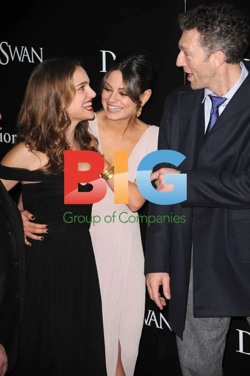 Natalie Portman, Mila Kunis and Vincent Cassel at 'Black Swan' Premiere