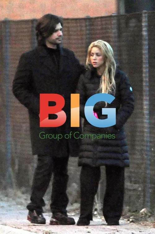 Shakira and boyfriend have romantic stroll