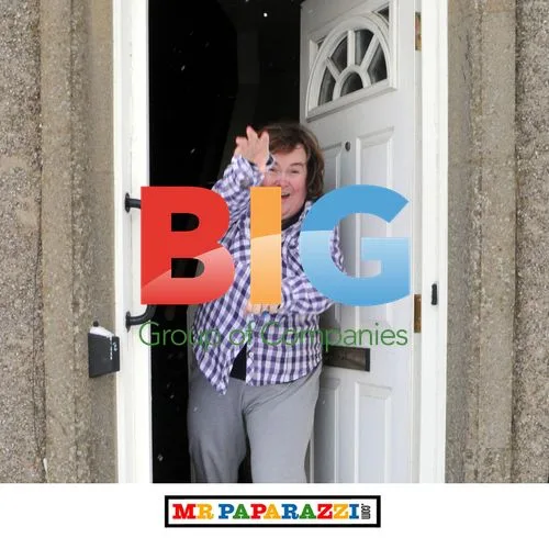 Susan Boyle Returns from New York