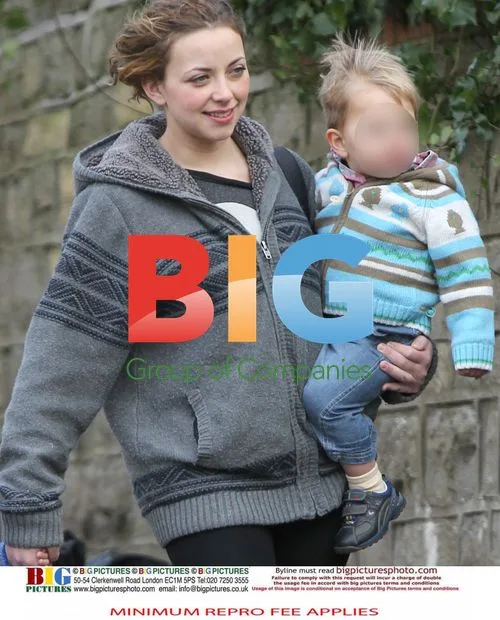 Charlotte Church drops kids off at nursery