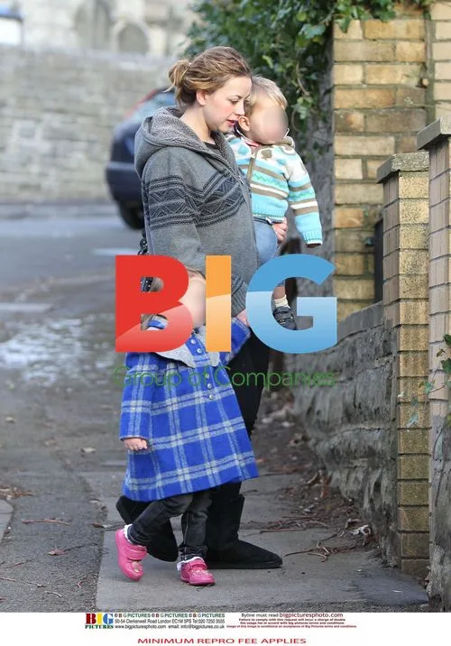 Charlotte Church Drops Children Off