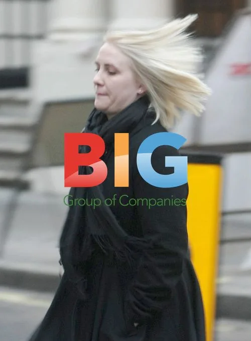 Claire Richards Leaves Hair Salon in London
