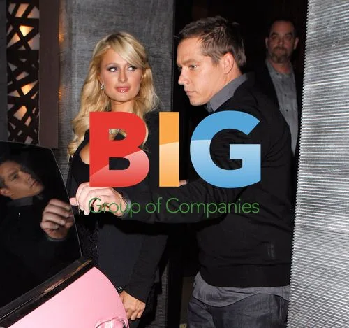 Paris Hilton and Cy Waits Filming Reality Show