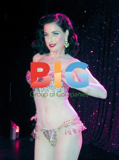 Dita Von Teese Burlesque Performance