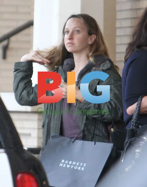 Jennifer Meyer Tips Valet at Barneys