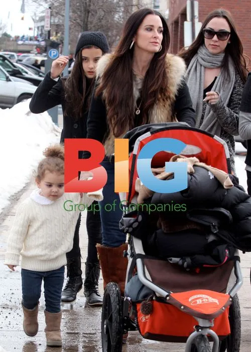 Kim Richards with children in Aspen