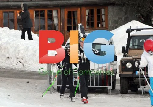 Geri Halliwell Hits the Slopes with Boyfriend