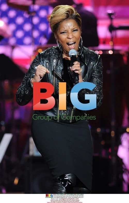 Mary J. Blidge at BET SOS Haiti Benefit
