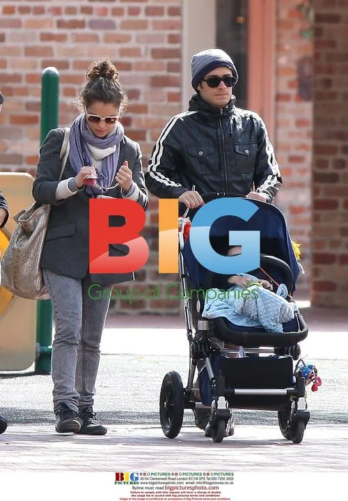 Gael Garcia Bernal with girlfriend and son at New Orleans zoo