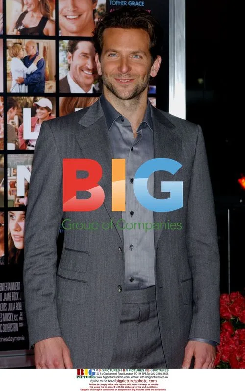 Bradley Cooper at "Valentine's Day" Premiere