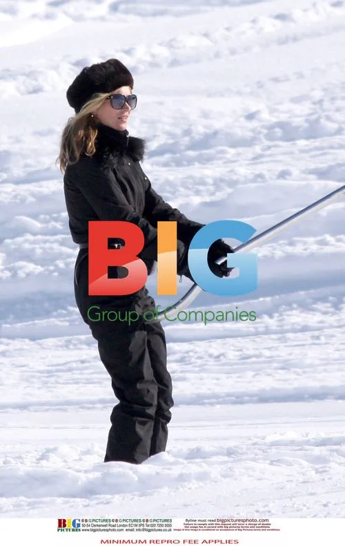 Kate Moss and Jamie Hince Ski in France