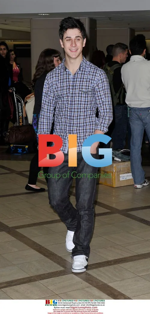 David Henrie at LAX