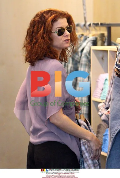 Debra Messing Shopping in Beverly Hills
