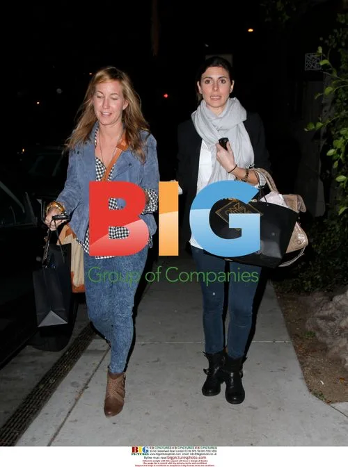 Jamie Lynn Sigler Leaves Salon Opening