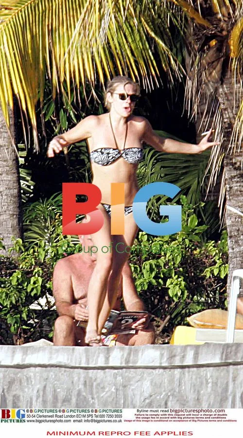 Prince Harry's Ex Chelsy Davy on Mauritius Beach