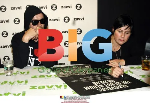 Glasvegas Album Signing in Manchester