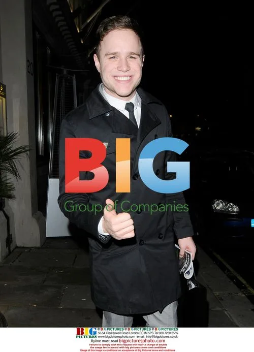 Olly Murs Leaving Soho Sanctum Hotel