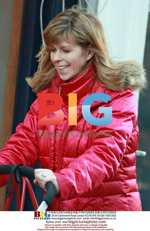 Kate Garraway and kids shopping
