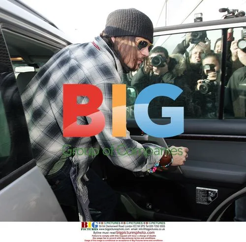 Johnny Depp Arrives in Belgrade
