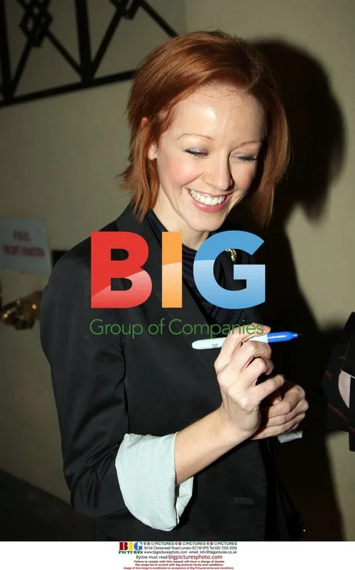 Lindy Booth at "Extraordinary Measures" premiere