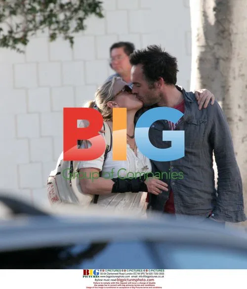 Daryl Hannah and new guy shopping in Santa Monica