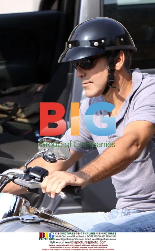 Clooney and Harrelson Motorcycle Ride in Italy