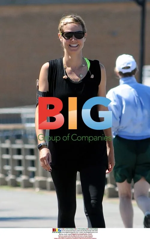 Heidi Klum on Hudson River Pier