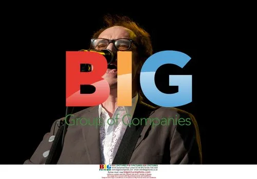 Ray Davies performs at Hop Farm Festival
