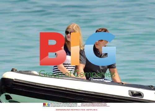 David Walliams and Lara Stone on beach vacation