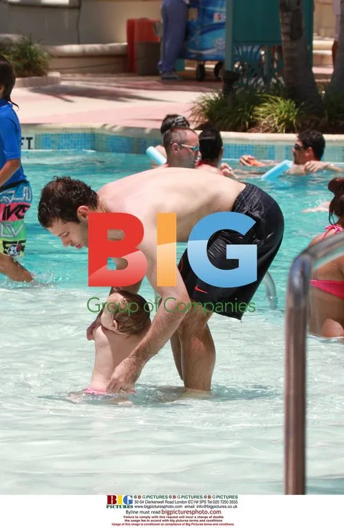 Javier Mascherano with Family in Miami