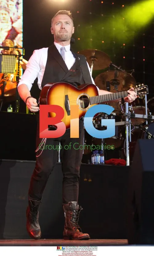 Ronan Keating Performs After Cheating Scandal