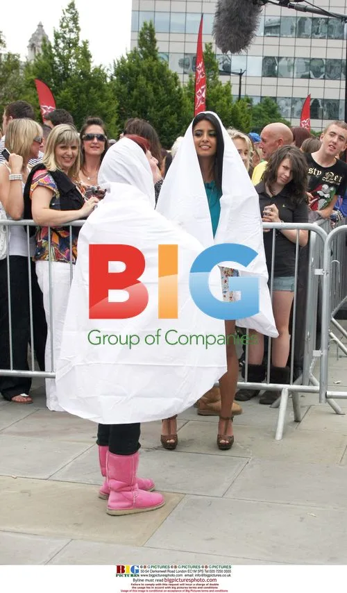 Konnie Huq dresses in sheet for X-Factor auditions