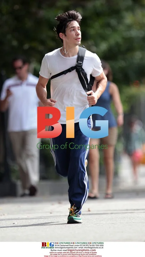 Justin Long Jogs in NYC