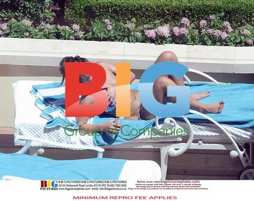 Wayne and Coleen Rooney Poolside in USA