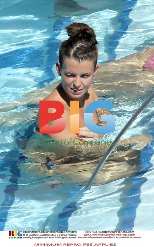 Rooney Family Poolside Vacation