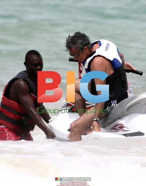 Jose Mourinho and Family Beach Vacation