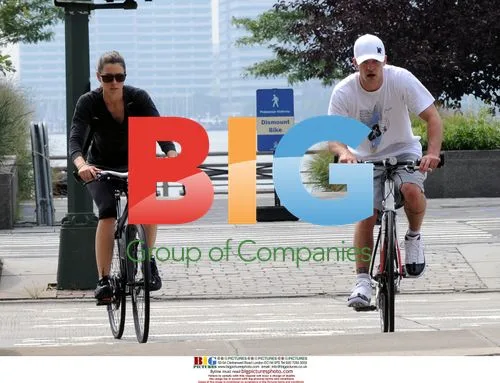 Justin Timberlake and Jessica Biel Bike Ride
