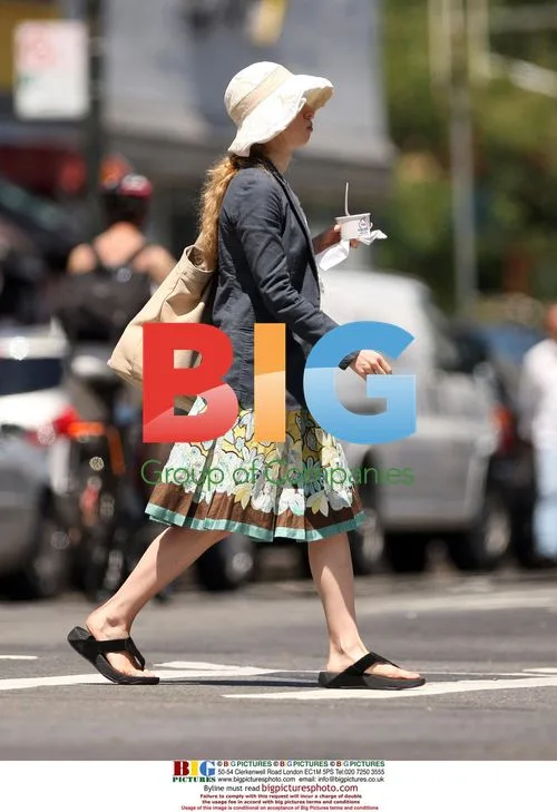 Chelsea Clinton Walks in NYC