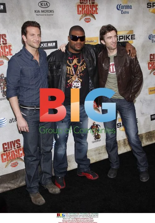Bradley Cooper, Sharlton Copley & Quinton Jackson at 2010 Guys Choice Awards